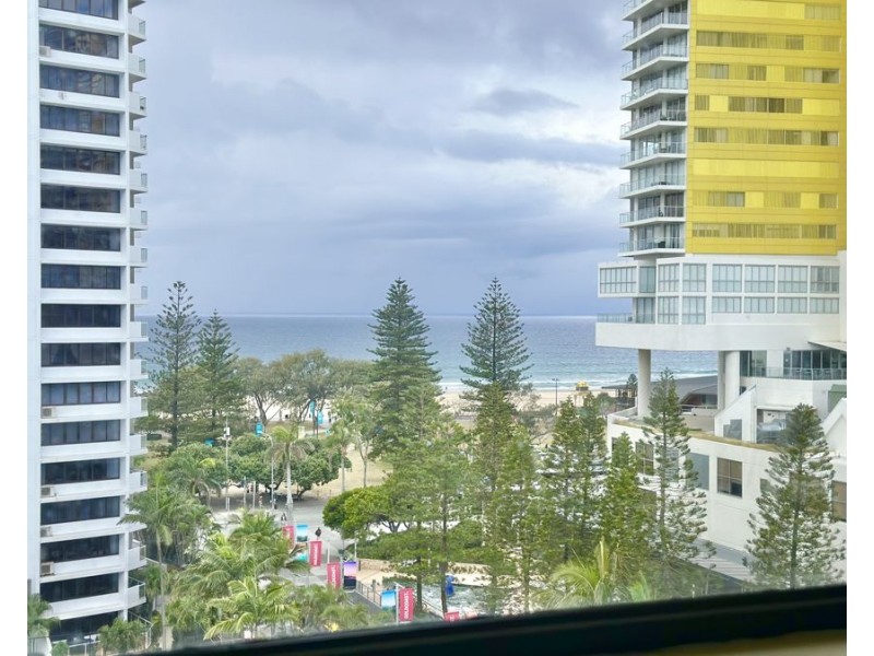 103/15 Victoria Avenue, Broadbeach QLD 4218