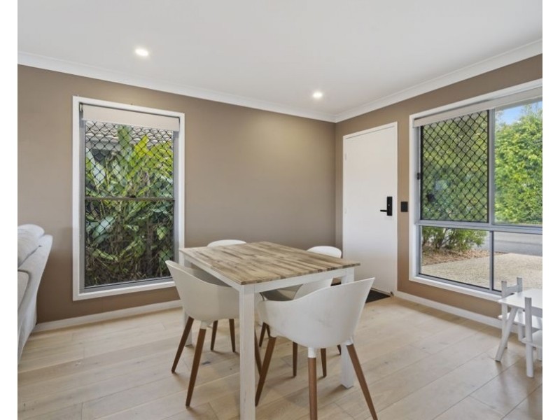 2/40-48 Macadie Way, Merrimac QLD 4226