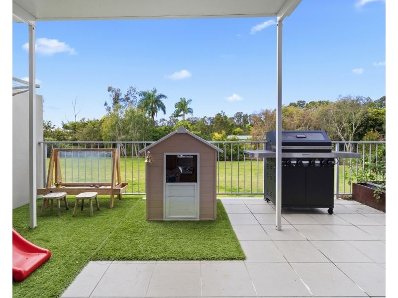 2/40-48 Macadie Way, Merrimac QLD 4226