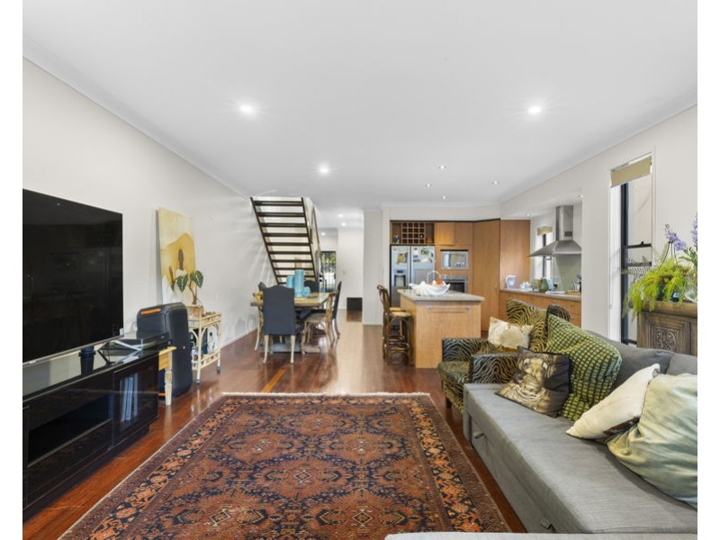 1/91 Johnston Street, Southport QLD 4215