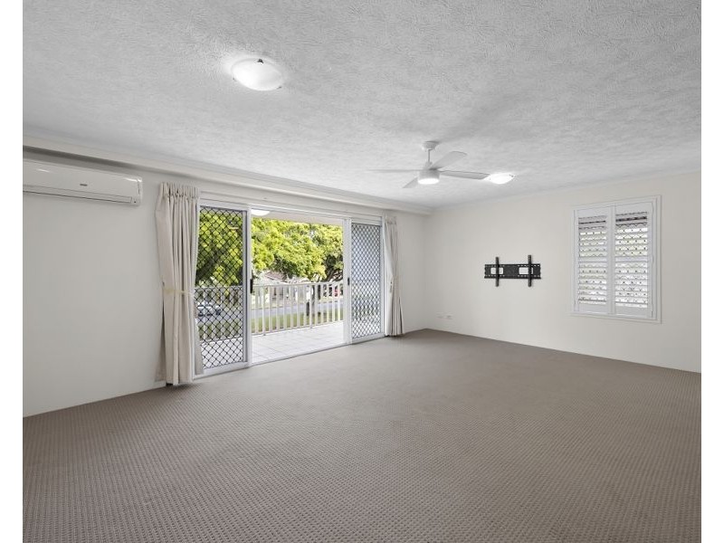 7/27 Walton Street, Southport QLD 4215