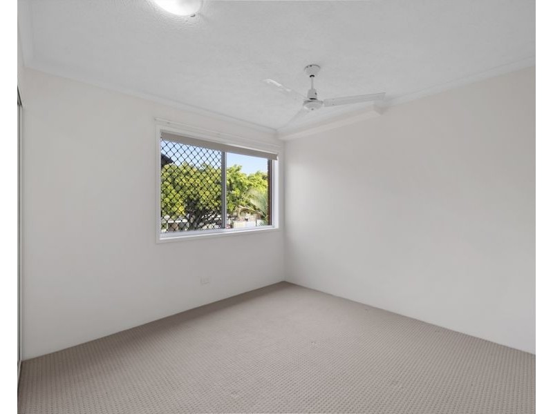 7/27 Walton Street, Southport QLD 4215