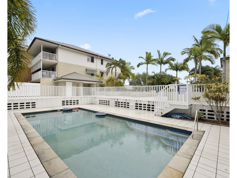7/27 Walton Street, Southport QLD 4215