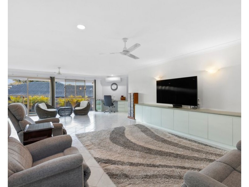 5 Camberwell Circuit, Robina QLD 4226