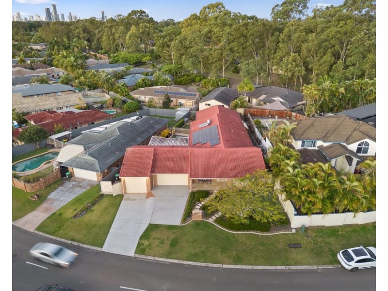5 Camberwell Circuit, Robina QLD 4226