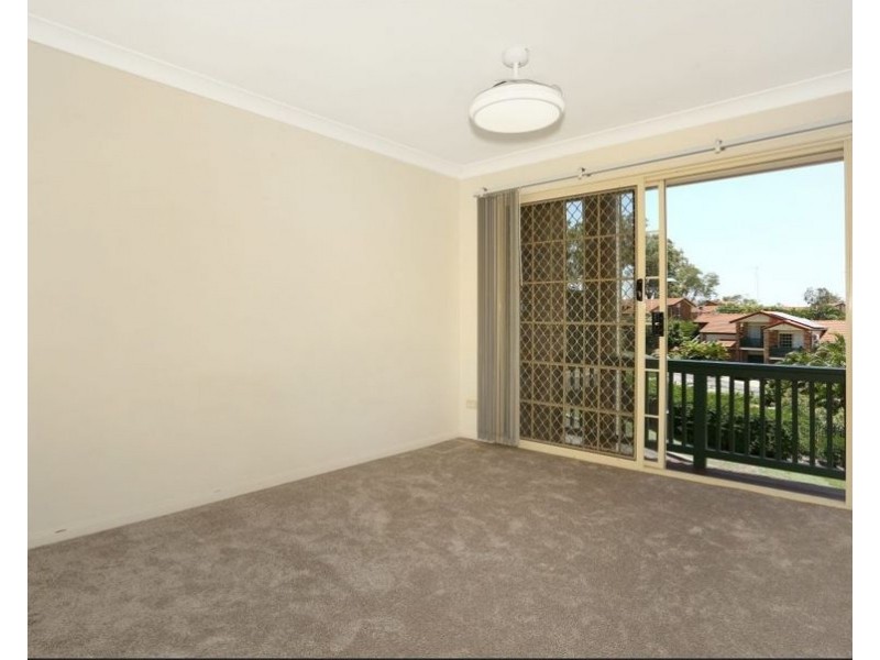 20/2 Doyalson Place, Helensvale QLD 4212