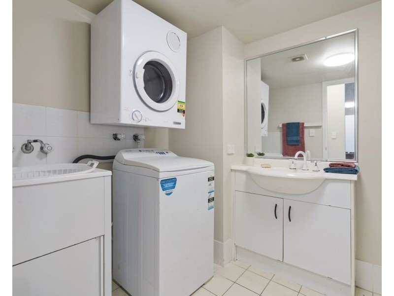 22/170 High Street, Southport QLD 4215