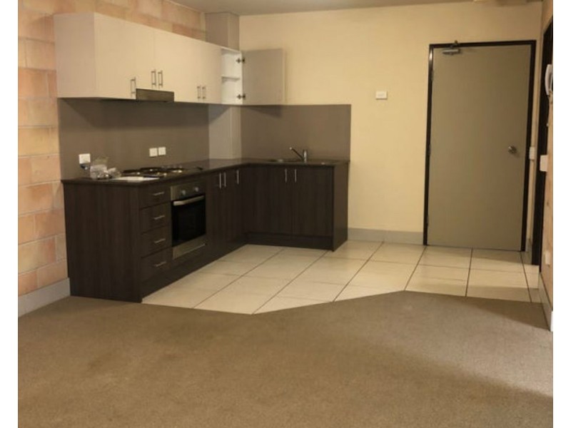 303A/96-106 High Street, Southport QLD 4215