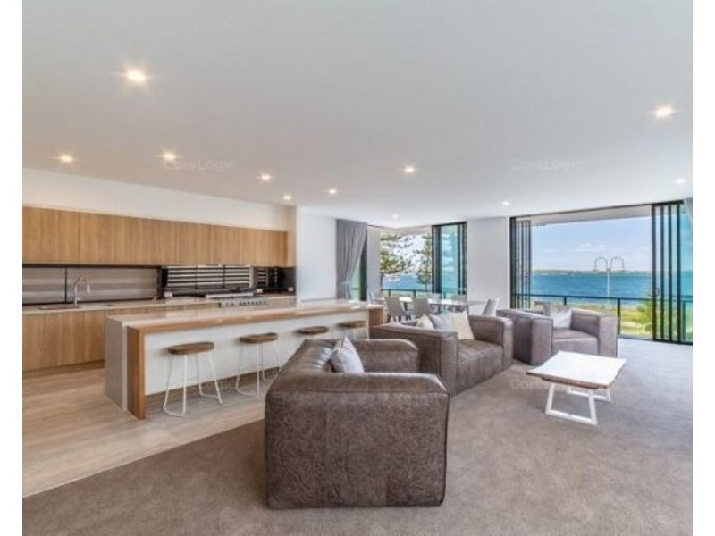 502 Marine Parade, Biggera Waters QLD 4216