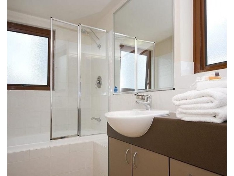 501/42 Surf Parade, Broadbeach QLD 4218