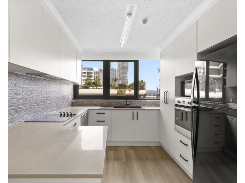 7E/3277 Surfers Paradise Boulevard, Surfers Paradise QLD 4217