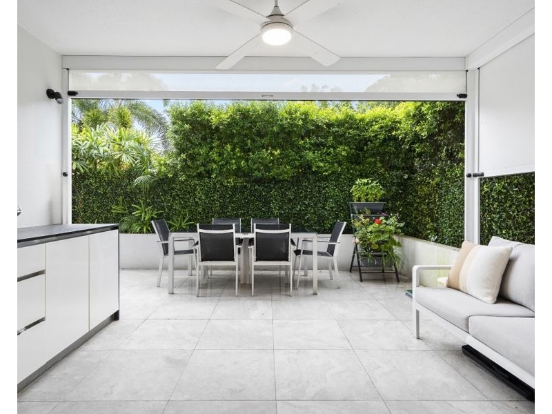 4115/1-7 Waterford Court, Bundall QLD 4217