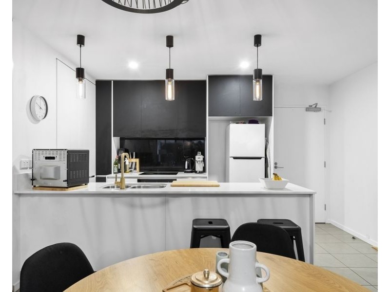 4115/1-7 Waterford Court, Bundall QLD 4217