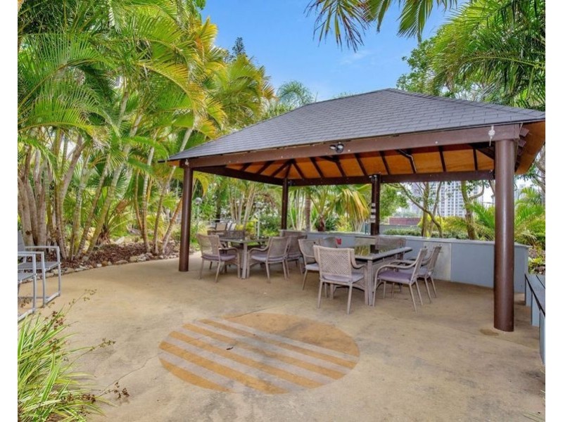 3/3422 Surfers Paradise Boulevard, Surfers Paradise QLD 4217