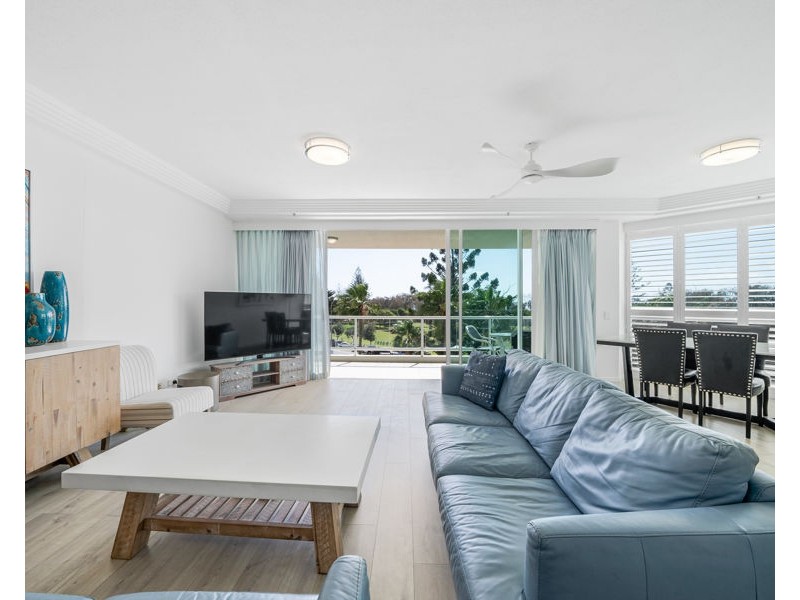12/177 Old Burleigh Road, Broadbeach QLD 4218