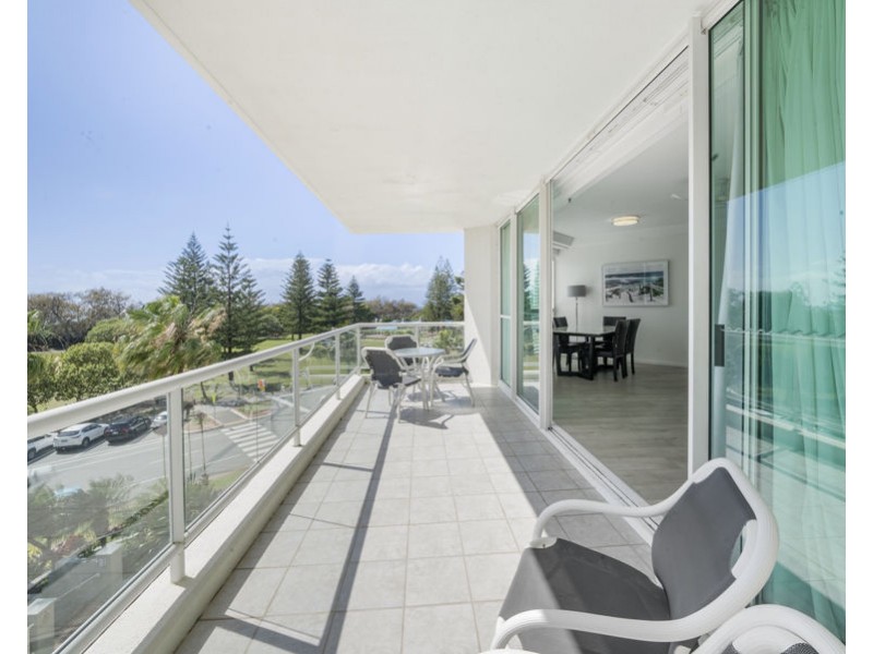 12/177 Old Burleigh Road, Broadbeach QLD 4218