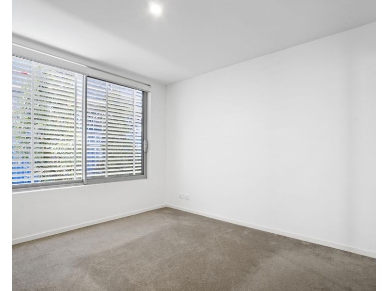 1211/6-8 Waterford Court, Bundall QLD 4217