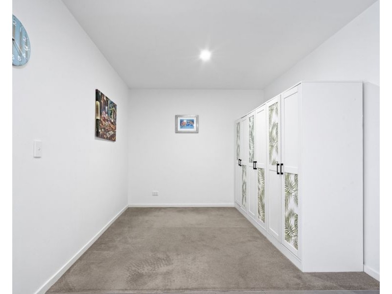 1211/6-8 Waterford Court, Bundall QLD 4217