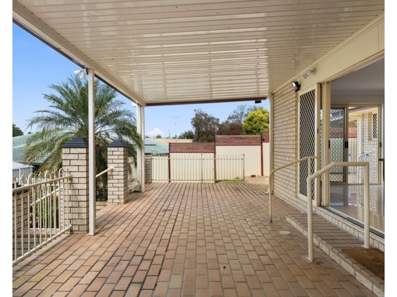 202 Mount Warren Boulevard, Mount Warren Park QLD 4207