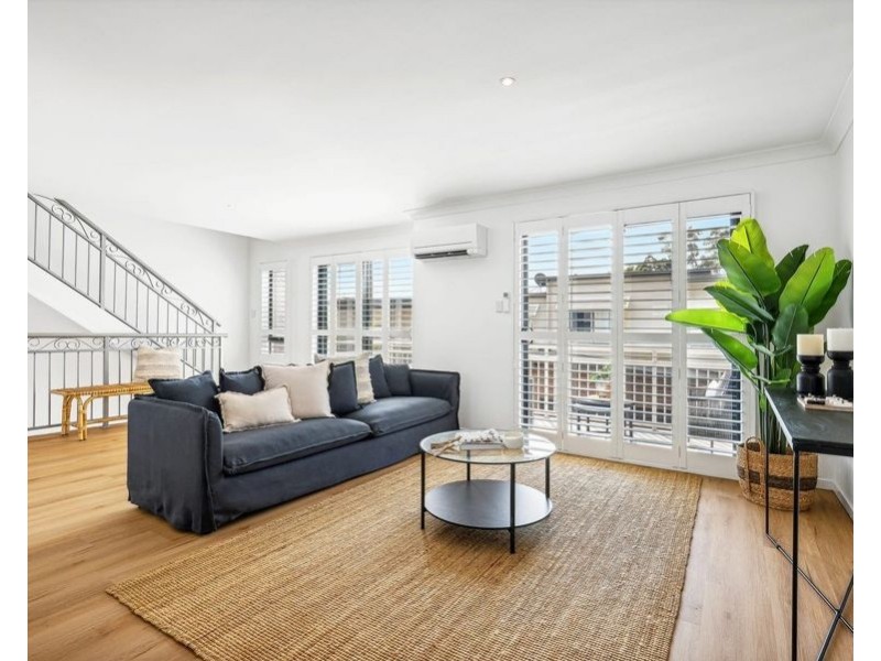 7/12 Geraldton Drive, Varsity Lakes QLD 4227