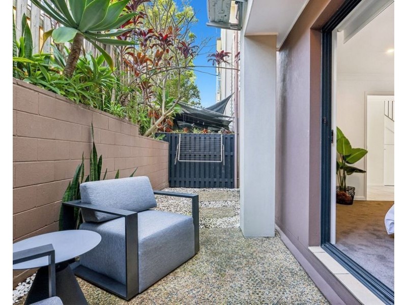 7/12 Geraldton Drive, Varsity Lakes QLD 4227