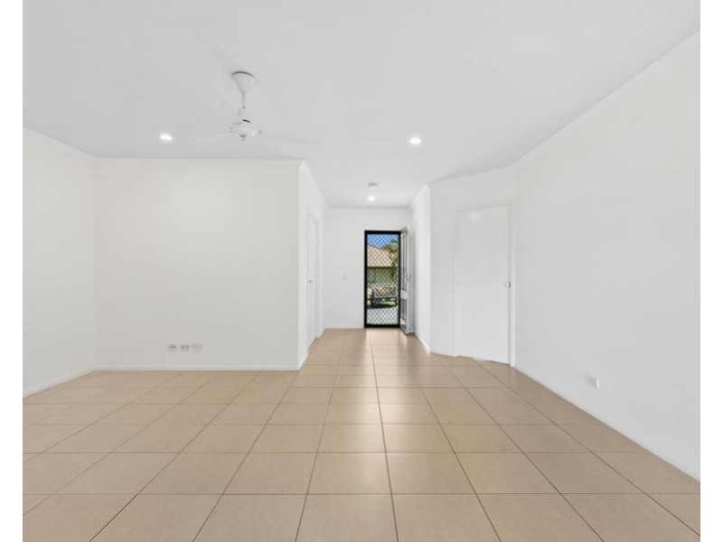 3/20 Brown Street, Labrador QLD 4215