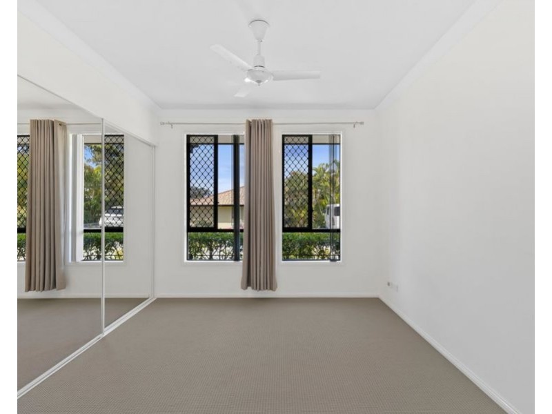 3/20 Brown Street, Labrador QLD 4215