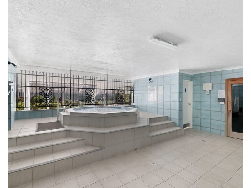 3F/3277 Surfers Paradise Boulevard, Surfers Paradise QLD 4217