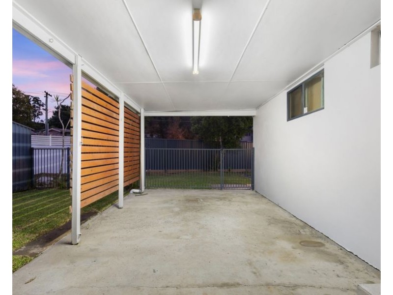 20 Blaxland Avenue, Molendinar QLD 4214