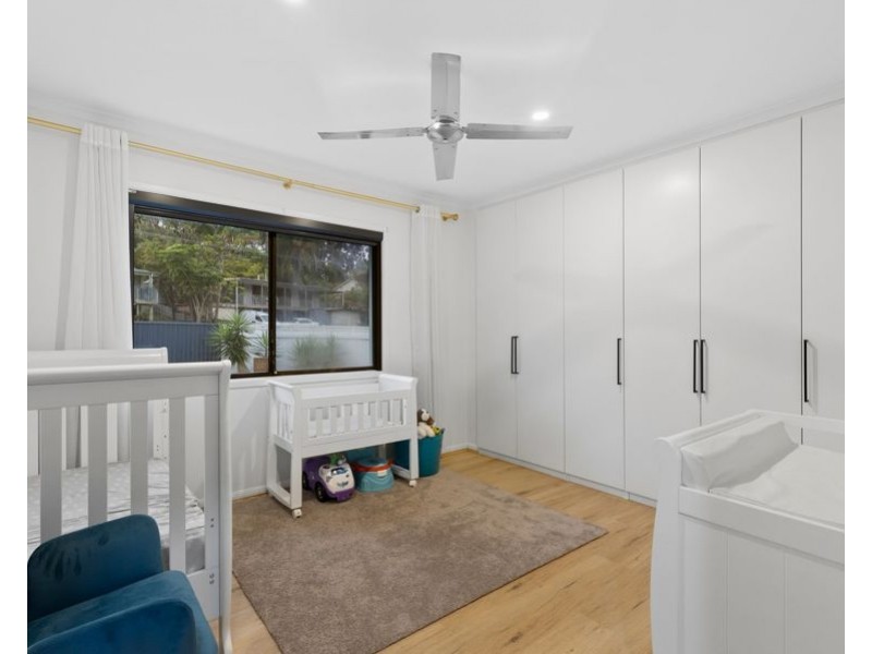 20 Blaxland Avenue, Molendinar QLD 4214