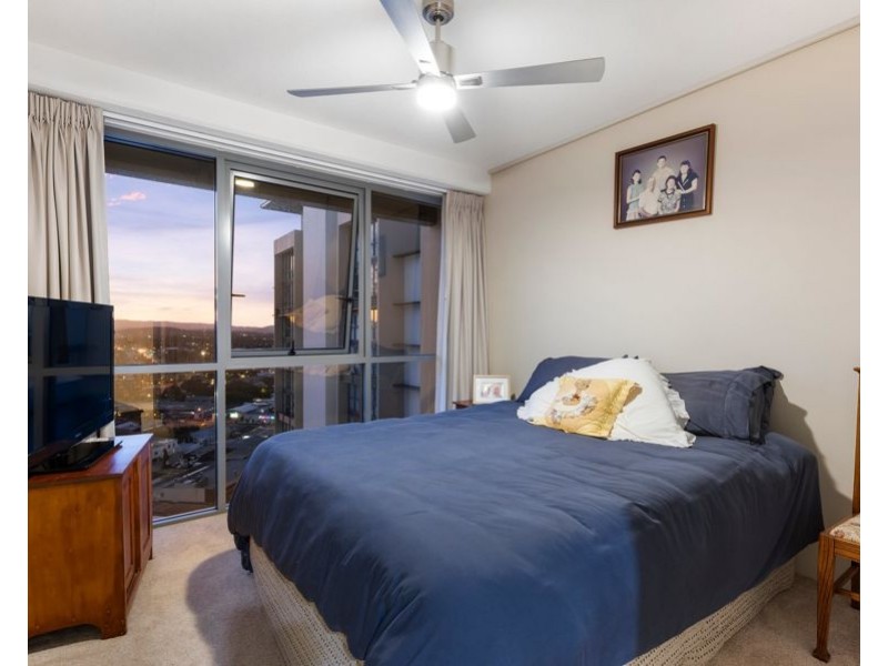 274/105 Scarborough Street, Southport QLD 4215