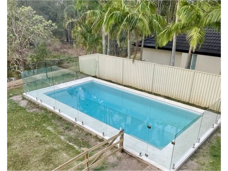 30 Tanzen Drive, Arundel QLD 4214