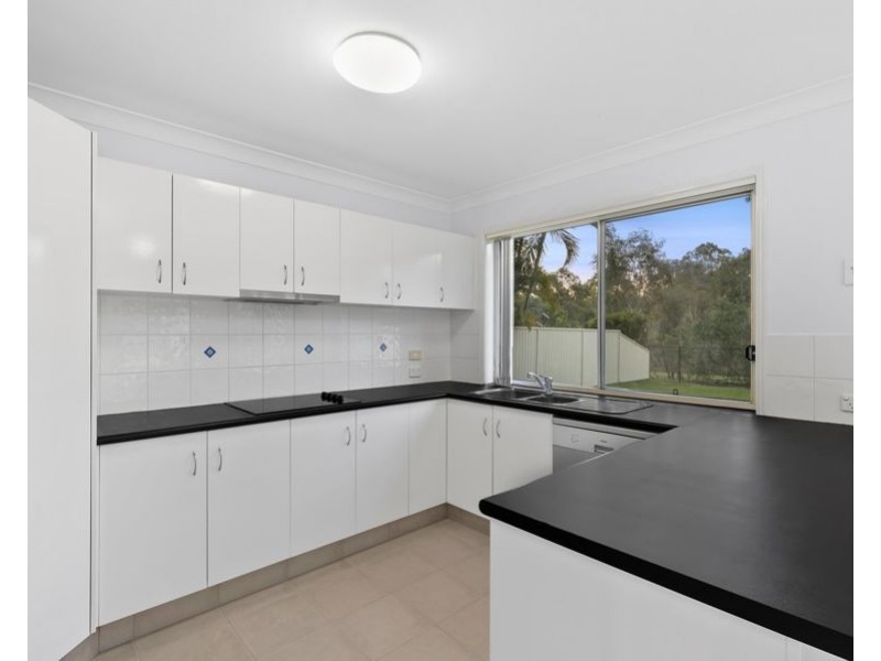 30 Tanzen Drive, Arundel QLD 4214