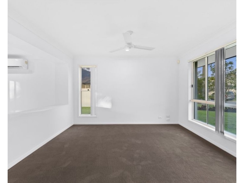 30 Tanzen Drive, Arundel QLD 4214