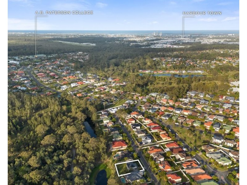 30 Tanzen Drive, Arundel QLD 4214