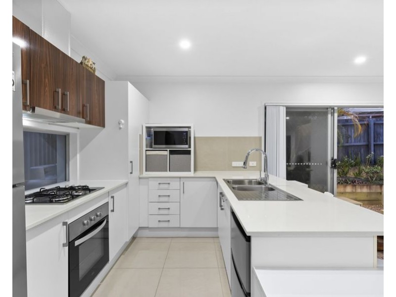 Lot 2/112 Eugaree Street, Southport QLD 4215