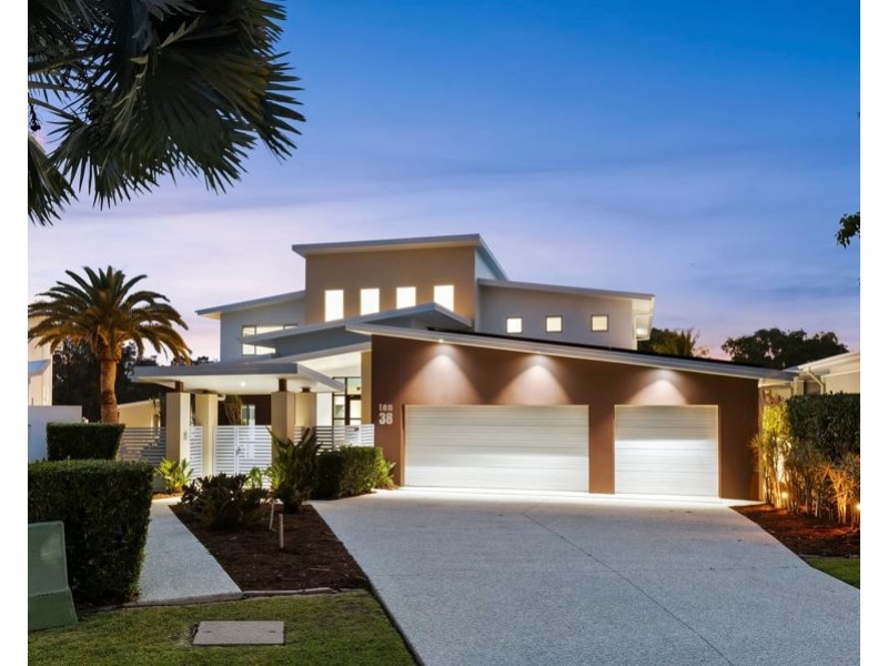 1038 Lakeview Terrace, Benowa QLD 4217