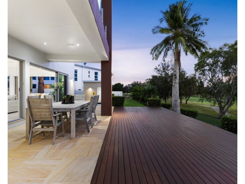 1038 Lakeview Terrace, Benowa QLD 4217