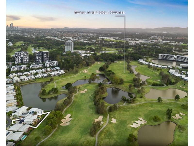 1038 Lakeview Terrace, Benowa QLD 4217