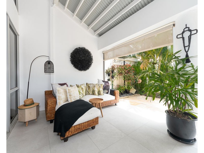 80/125 Santa Cruz Boulevard, Clear Island Waters QLD 4226