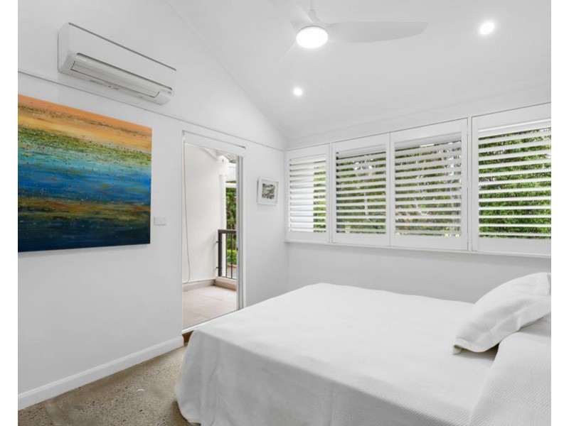 80/125 Santa Cruz Boulevard, Clear Island Waters QLD 4226