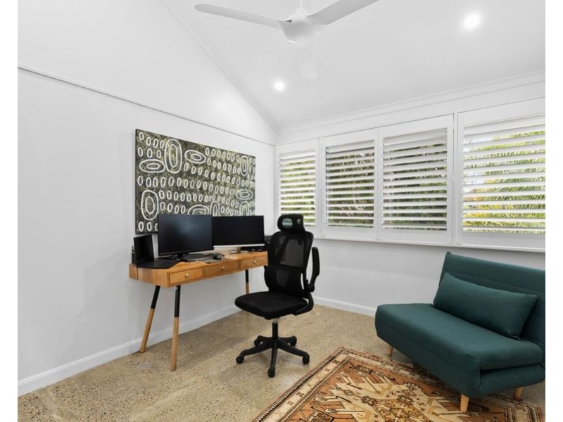 80/125 Santa Cruz Boulevard, Clear Island Waters QLD 4226