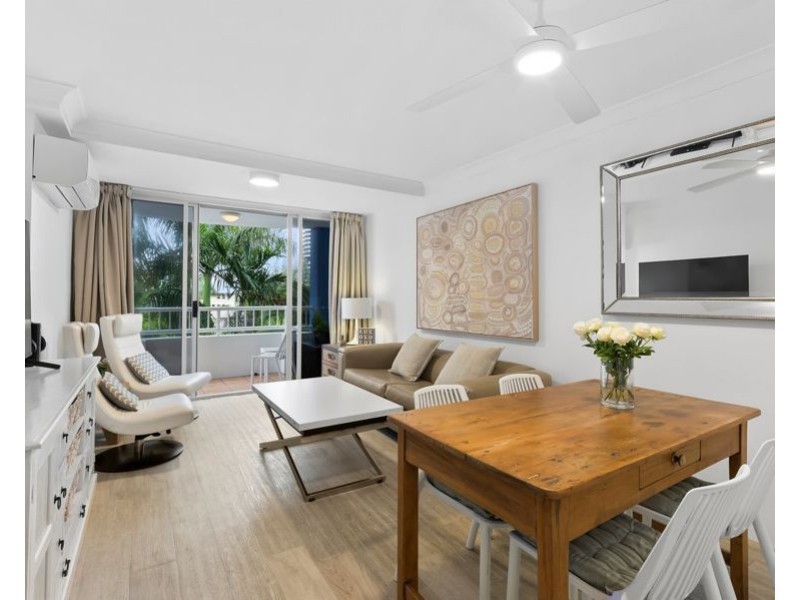 3033/2633 Gold Coast Highway, Broadbeach QLD 4218