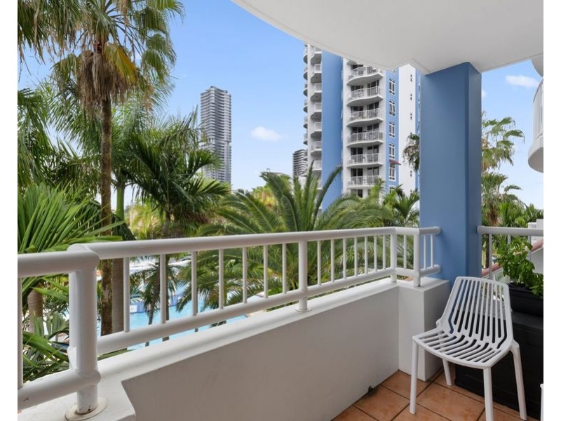 3033/2633 Gold Coast Highway, Broadbeach QLD 4218