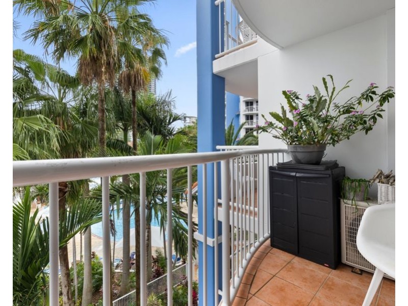 3033/2633 Gold Coast Highway, Broadbeach QLD 4218