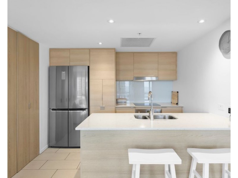 2601/2663 Gold Coast Highway, Broadbeach QLD 4218