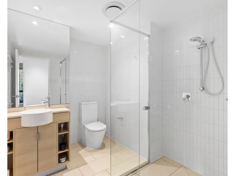 2601/2663 Gold Coast Highway, Broadbeach QLD 4218