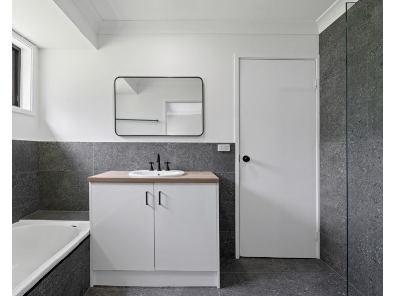 83 Ware Drive, Currumbin Waters QLD 4223