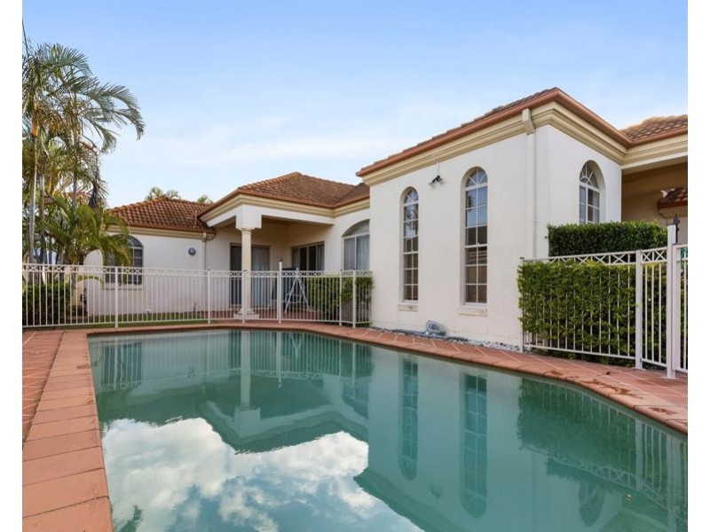 12 Jaeger Way, Benowa Waters QLD 4217
