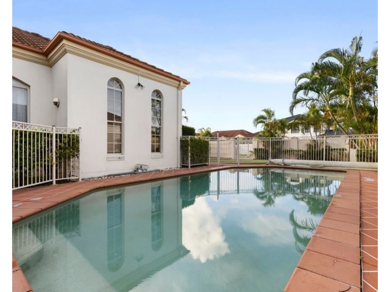 12 Jaeger Way, Benowa Waters QLD 4217